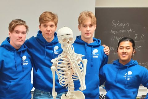 Karjaan lukion hyvinvointitutorit lukuvuonna 2022-2023.