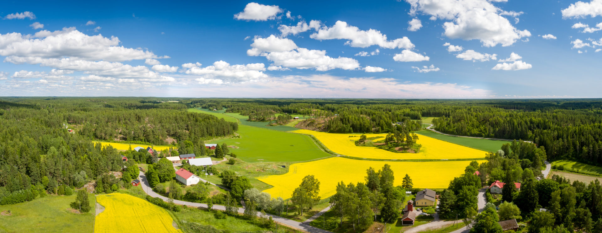 Soligt landskap i Snappertuna.