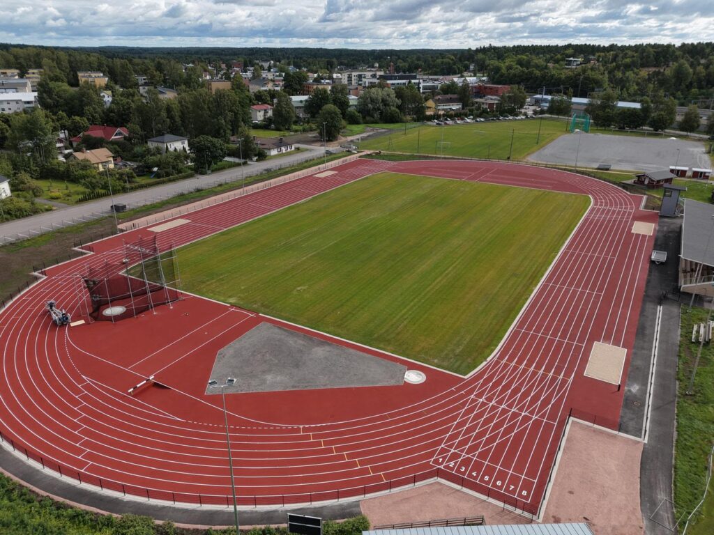 Karjaan urheilukenttä